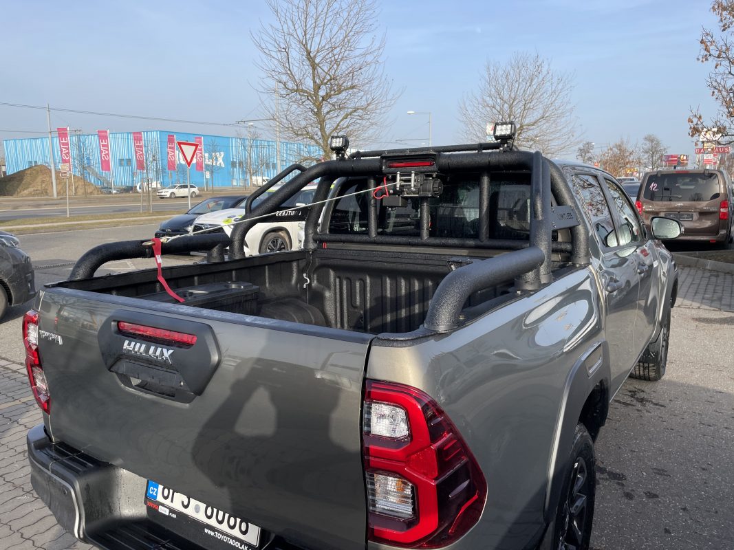 Toyota Hilux – navijákové řešení